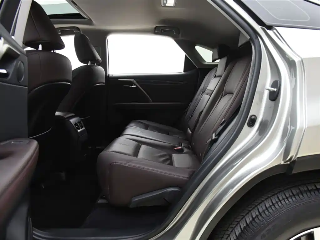 Lexus RX Facelift 300 2 WD Comfort