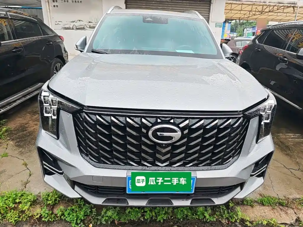 GAC Trumpchi GS8 Navigator Series 2.0 TGDI 2 WD Luxury Connected (7-seat)