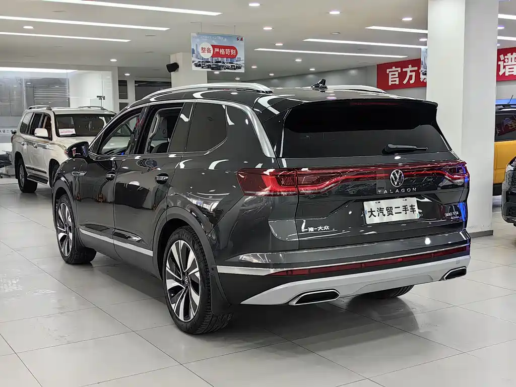 Talagon 380 TSI 4 WD Luxury Premium Realm Pro 6-seat