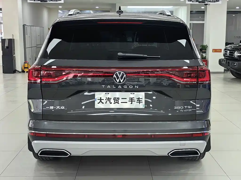Talagon 380 TSI 4 WD Luxury Premium Realm Pro 6-seat