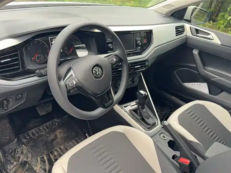 Polo Plus 1.5 L Auto Panoramic Pleasure