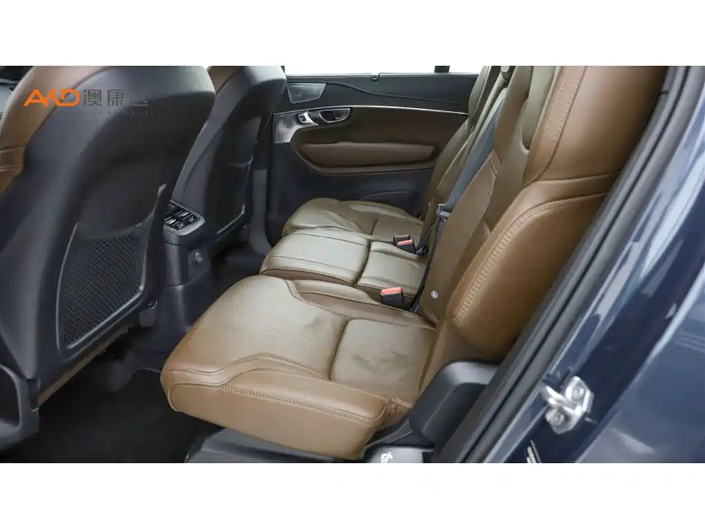 Volvo XC90 PHEV 沃尔沃XC90新能源2021款 E驱混动 T8 智尊豪华版 7座