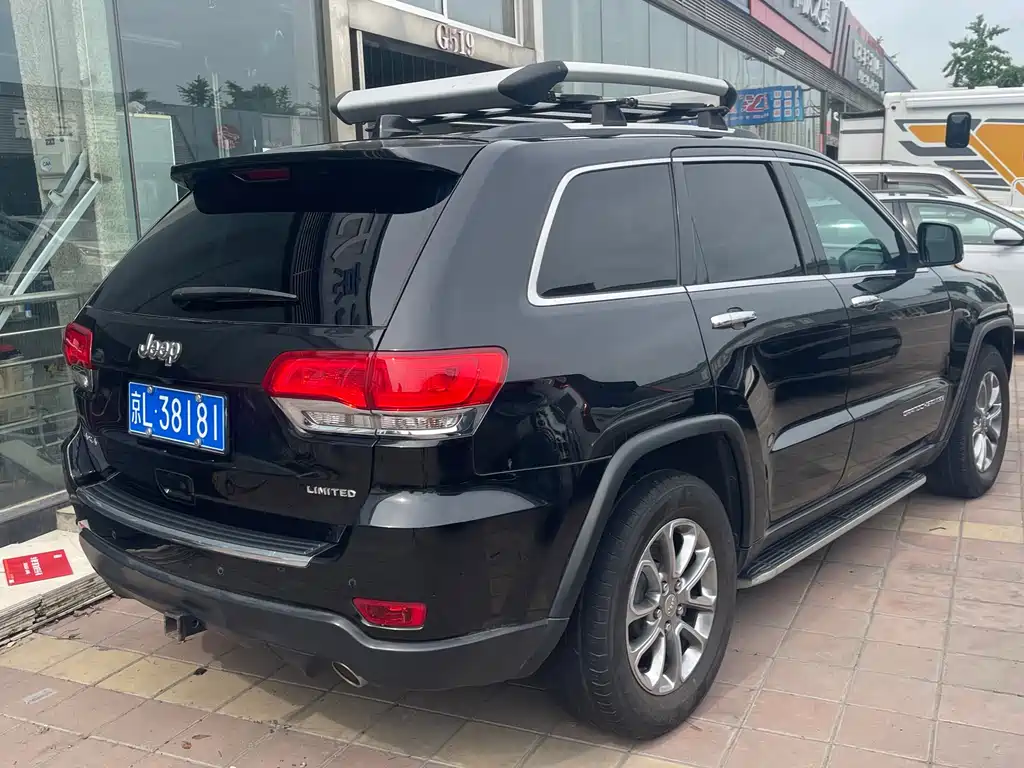 Grand Cherokee (Import) 3.6 L Elite Navigation