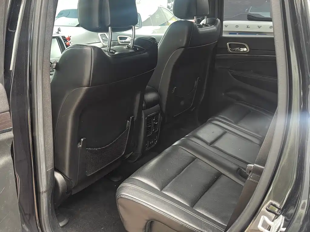Grand Cherokee (Import) 3.6 L Elite Navigation