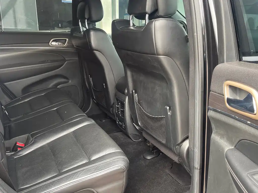 Grand Cherokee (Import) 3.6 L Elite Navigation