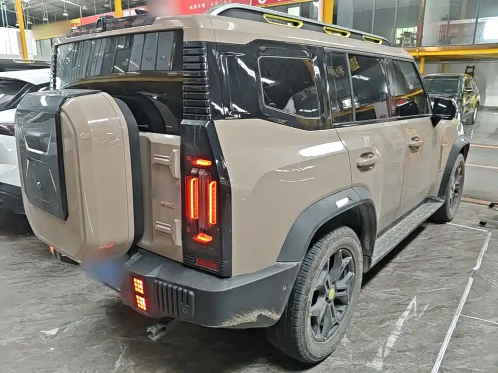 Jetour Traveller 2.0 T 4 WD Cross PRO+