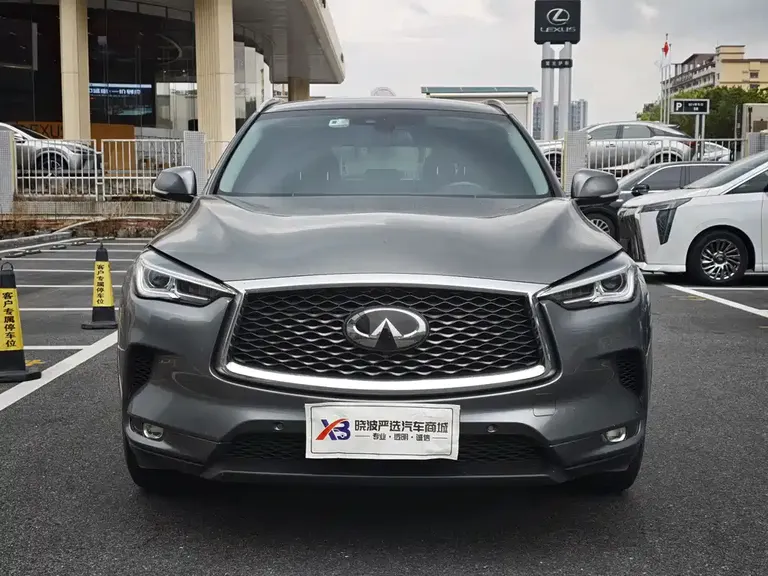 Infiniti QX50 2.0 T 4 WD Intelligent