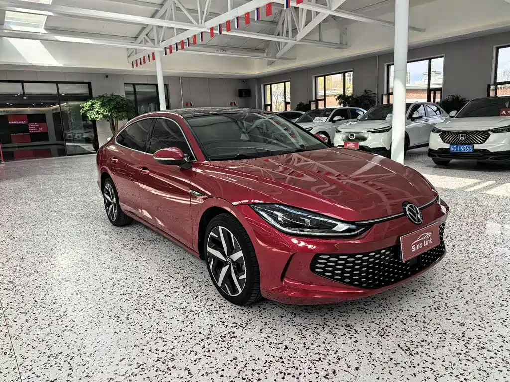 Lamando Lamando L 280 TSI DSG Spicy Cool