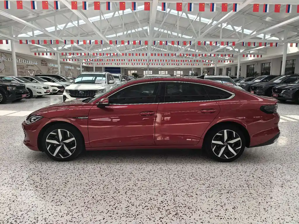Lamando Lamando L 280 TSI DSG Spicy Cool