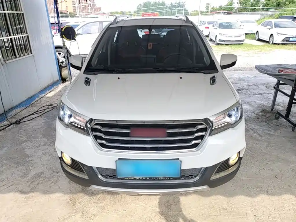 Haval H1 1.5 L AMT Luxury