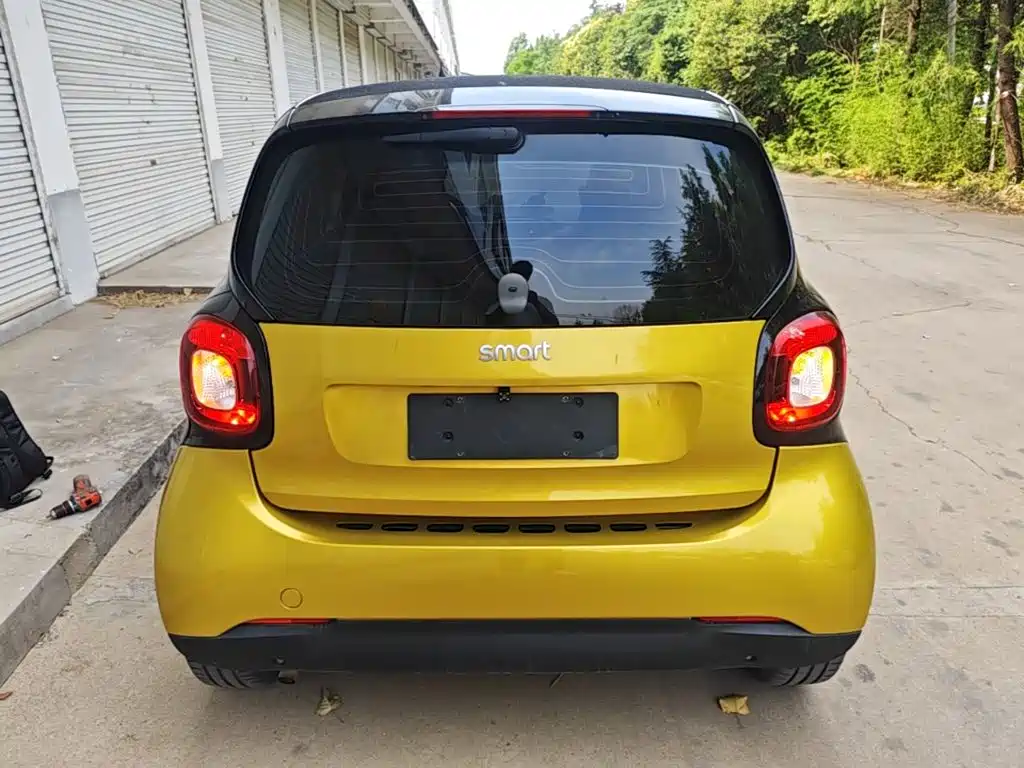 smart fortwo 1.0 L 52 kW Hardtop Agile