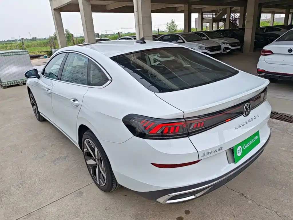 Lamando Lamando L 280 TSI DSG Spicy Cool