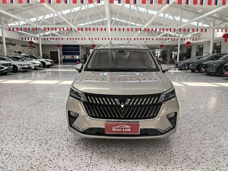 Wuling Jiachen 1.5 T CVT Premium Flagship