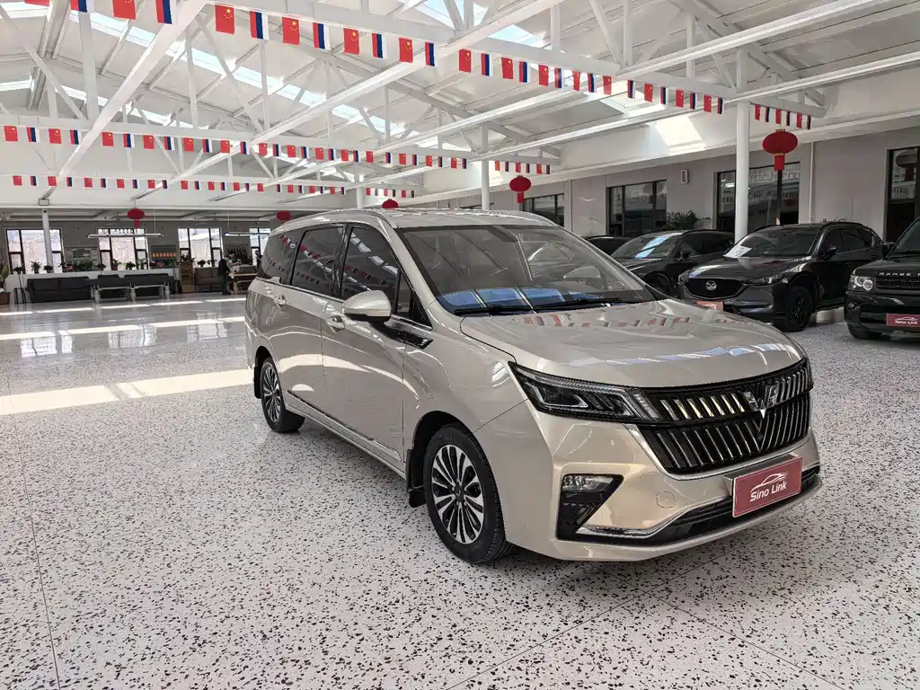 Wuling Jiachen 1.5 T CVT Premium Flagship