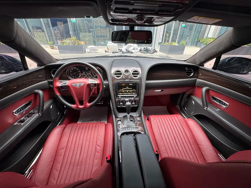 Flying Spur 4.0 T V8 Standard