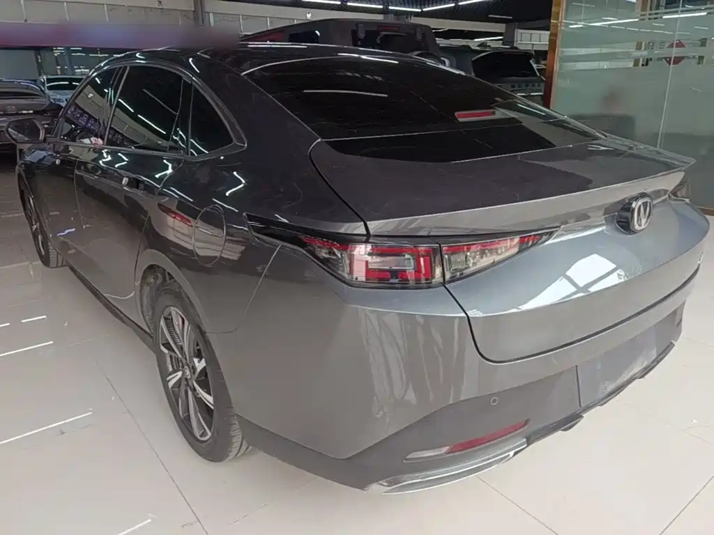 Eado 1.5 T GDI Auto Distinguished