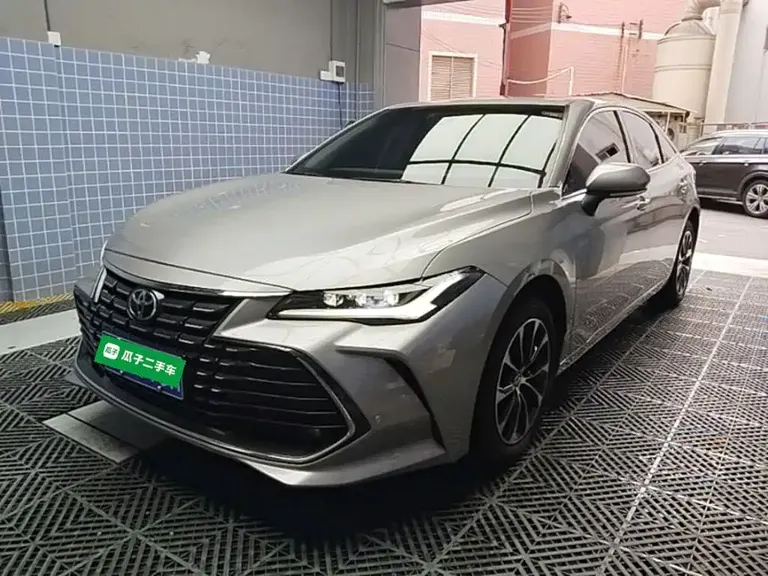 Toyota Avalon 2.0 L Select