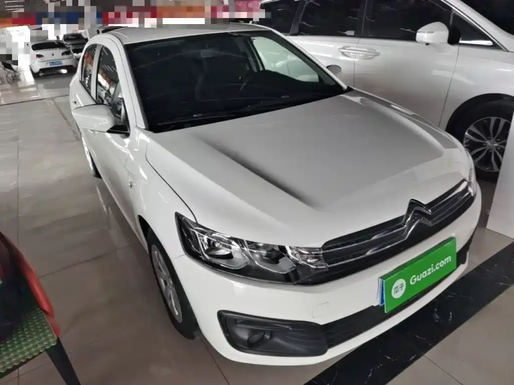 Elysee 1.6 L Manual Fashion