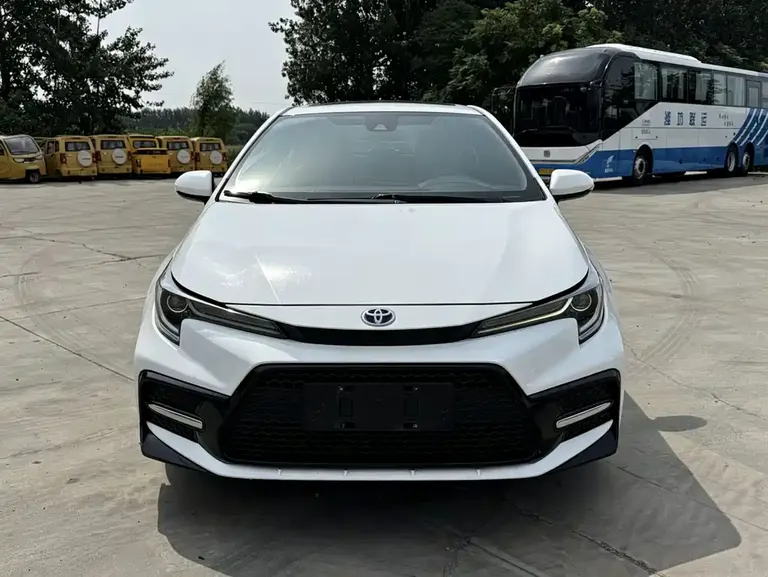 Toyota Levin Dual Engine 1.8 H E-CVT Sport