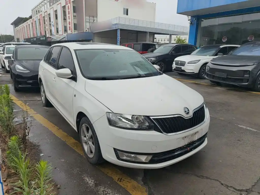 Rapid Spaceback 昕动 2014款 1.6 L 自动悦享版