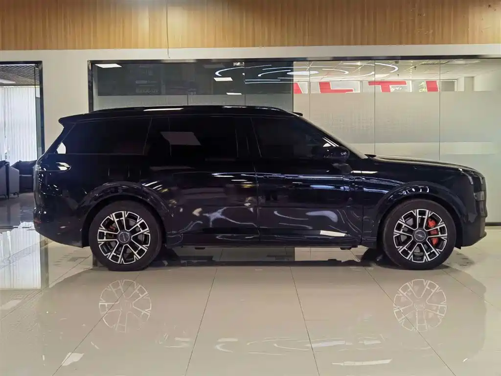 Lynk & Co 900 领克900 2025款 2.0 T Ultra 6座