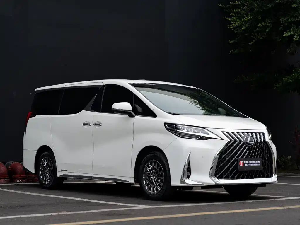 Lexus LM 300 h 7-seat Elegant