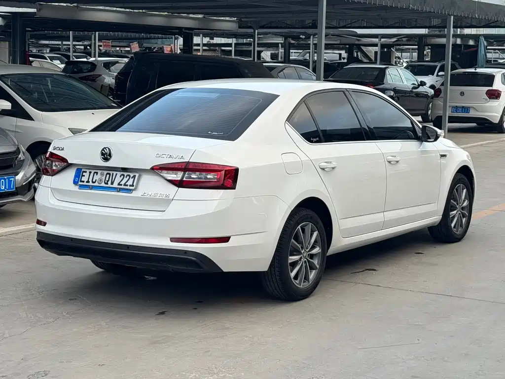 Octavia 1.5 L Auto Comfort