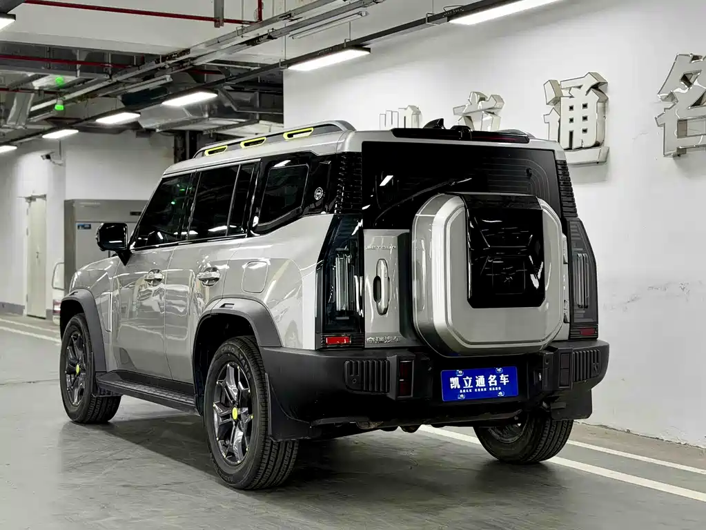 Jetour Traveller 2.0 T 4 WD Cross PRO