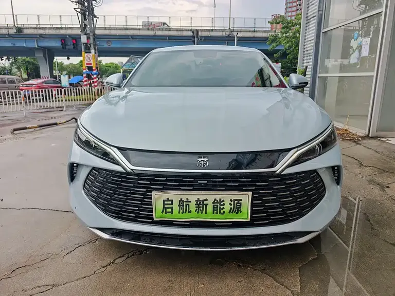 BYD Qin L DM-i 80 KM Transcend