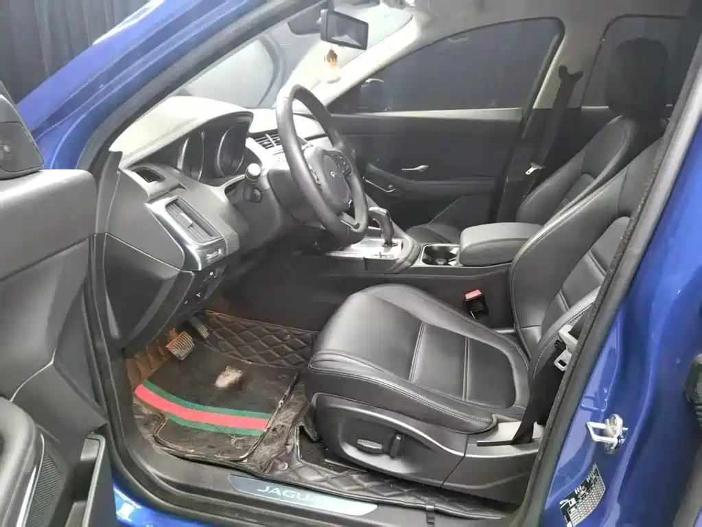 Jaguar E-PACE P200 S CN-V