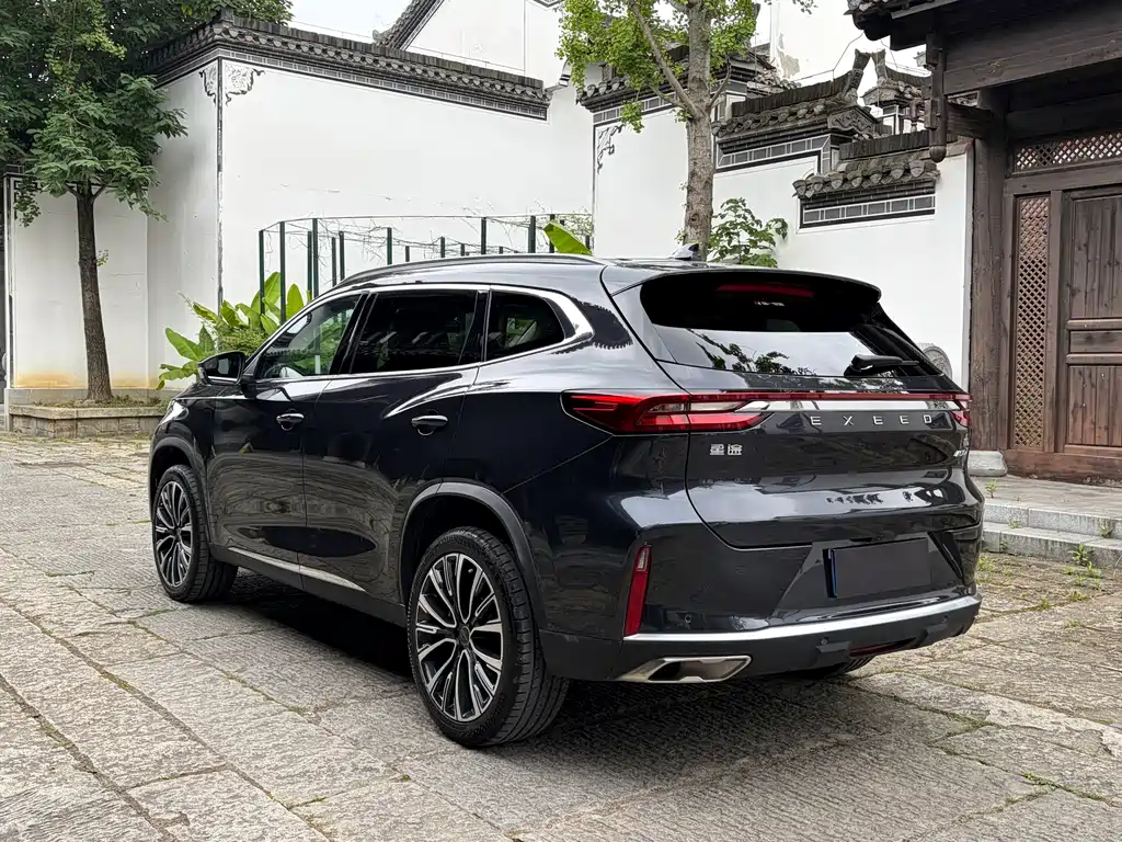 Exeed Lingyun 星途凌云 2024款 400 T 两驱星尊版