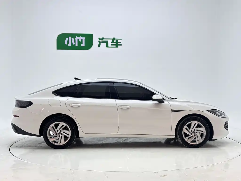 Lamando Lamando L 280 TSI DSG Dazzle Hot