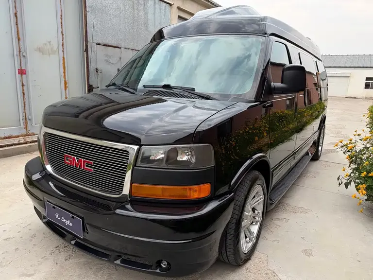 GMC SAVANA 6.0 L Business Star 7-seat