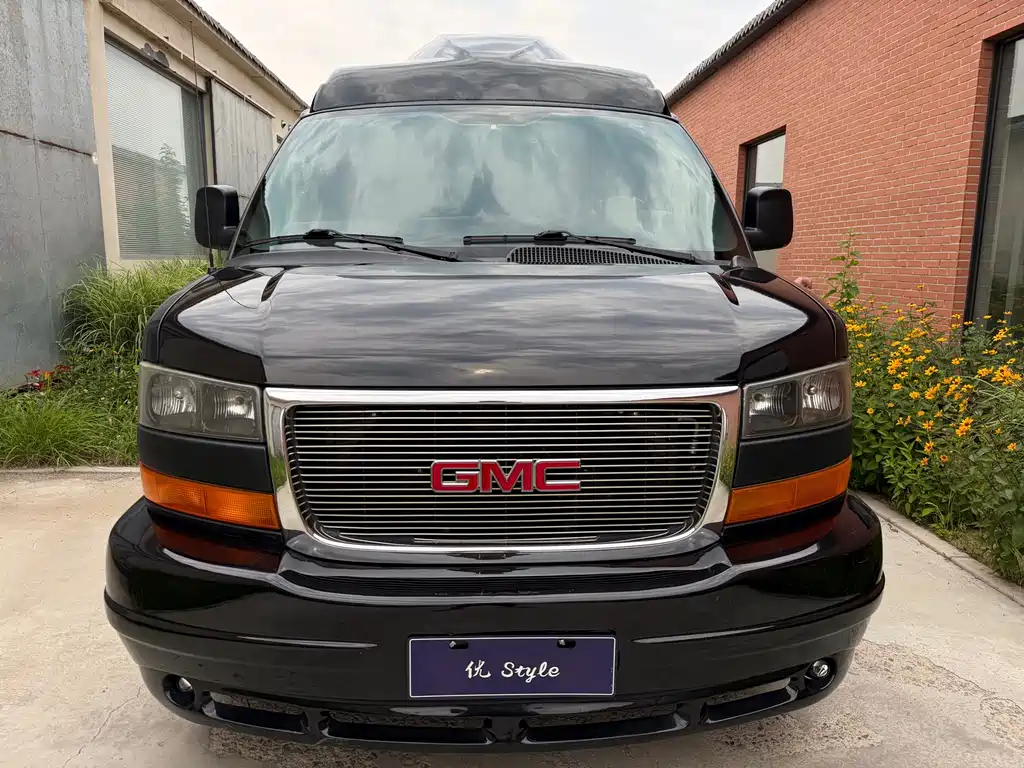 SAVANA 6.0 L Business Star 7-seat