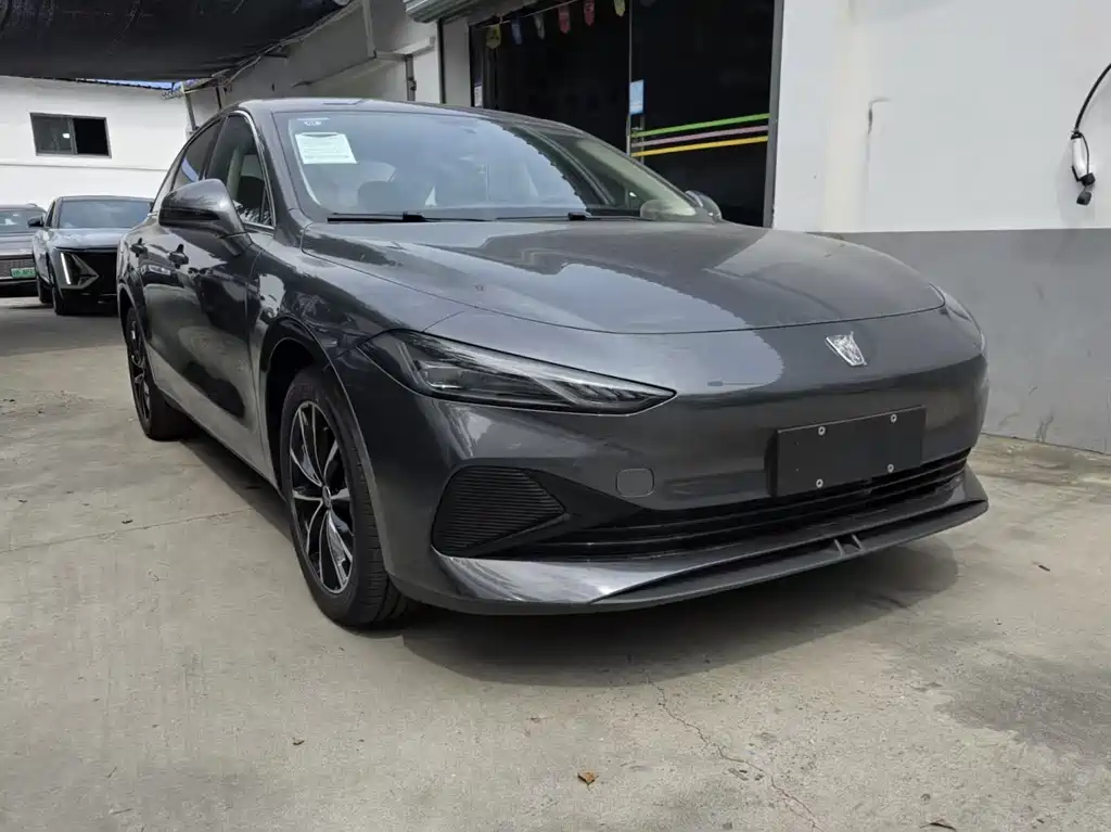 Roewe D7 DMH 125 km World Champion