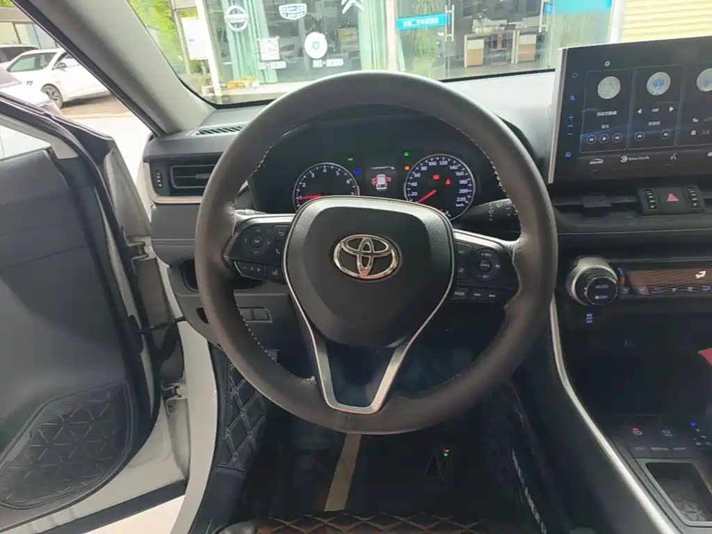 Wildlander 2.0 L CVT 2 WD Luxury
