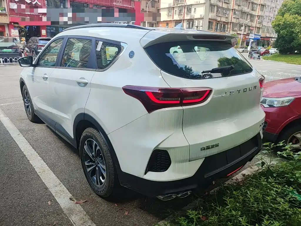 Jetour X70 1.5 T DCT Premium Enjoyment 5-seat