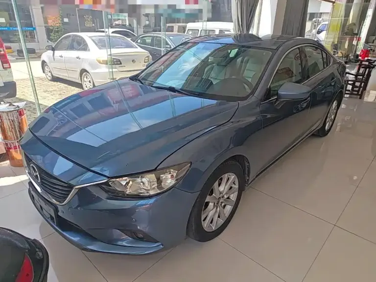 Mazda Atenza 2.0 L Blue Sky Luxury