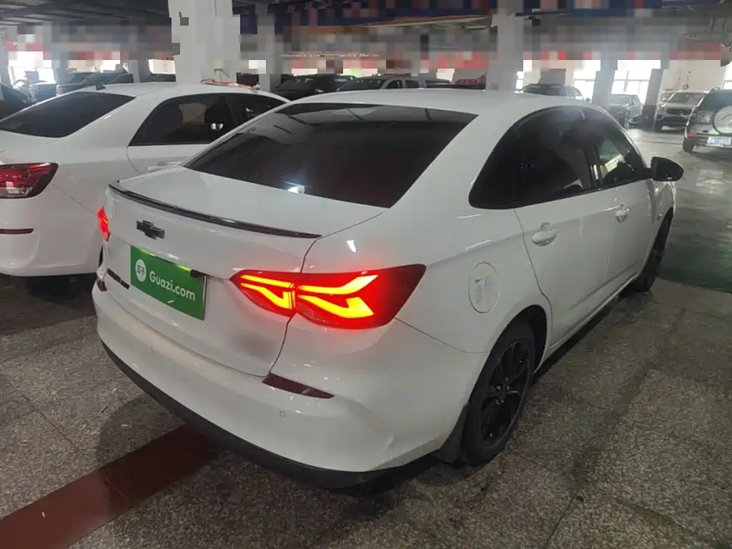 Monza Mild Hybrid Redline 320 T DCT Brisk