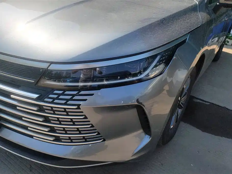 Destroyer 05 Glory DM-i 55 KM Luxury