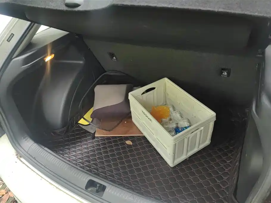 Rapid Spaceback 昕动 2016款 1.6 L 手动前行版