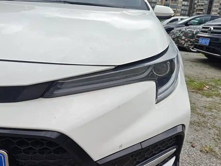 Levin Dual Engine 1.8 H E-CVT Sport