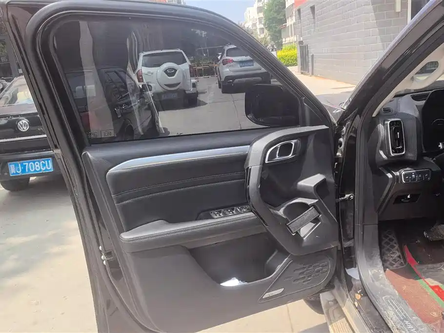 Haval Dargo 2.0 T DCT 4 WD Howling Dog