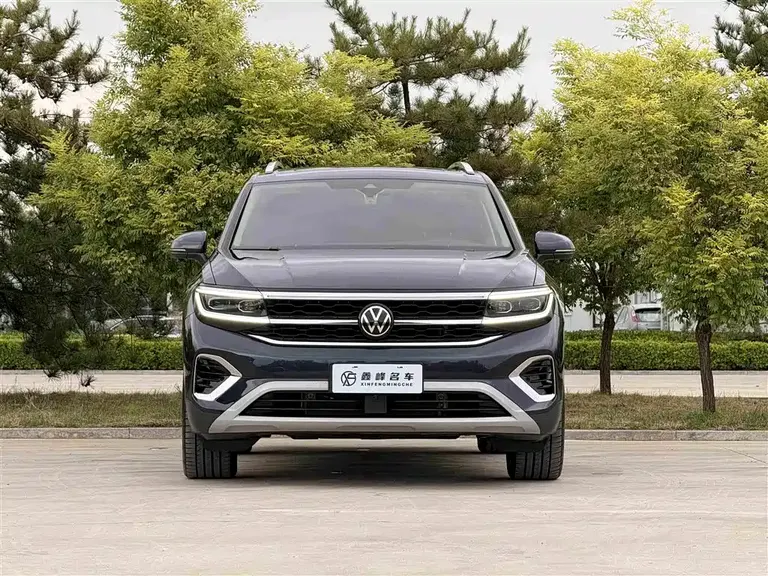 Volkswagen Talagon 380 TSI 4 WD Flagship Victory Realm 6-seat