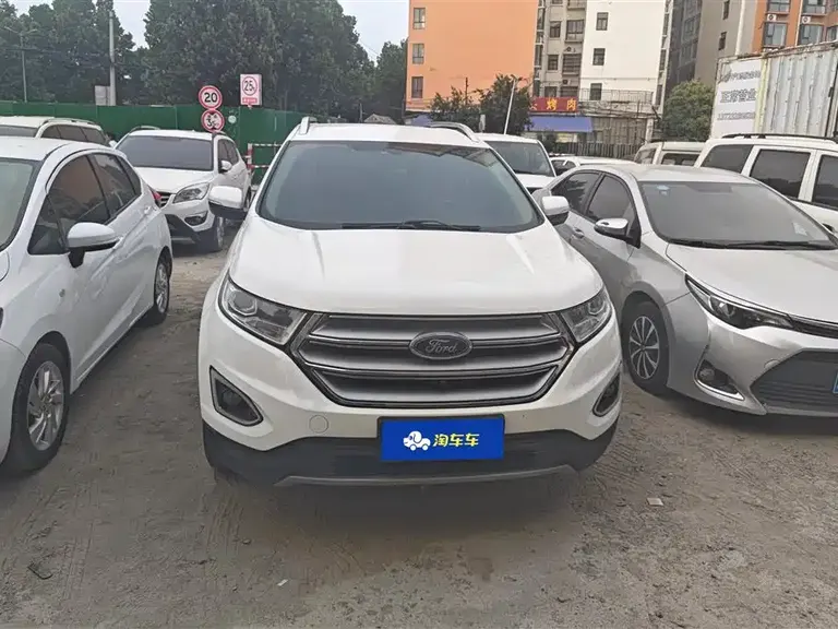 Ford Edge EcoBoost 245 2 WD Elite Sharp 5-seat