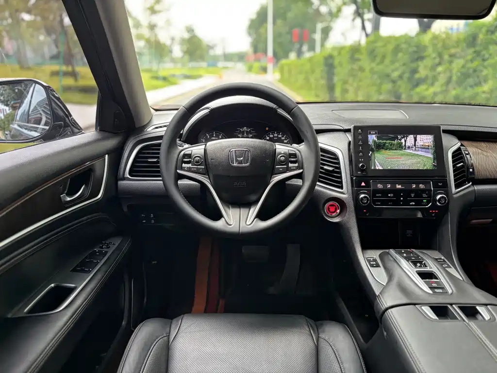 Avancier 370 TURBO 4 WD Premium