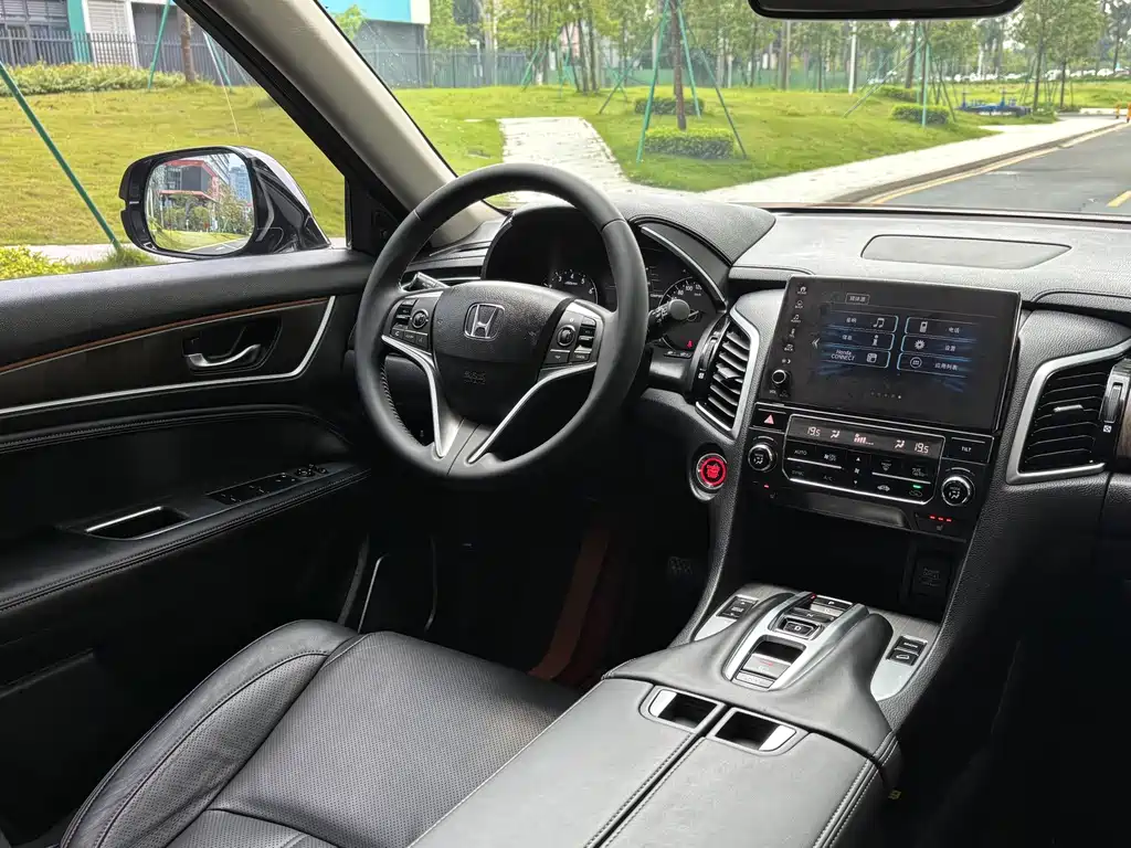 Avancier 370 TURBO 4 WD Premium