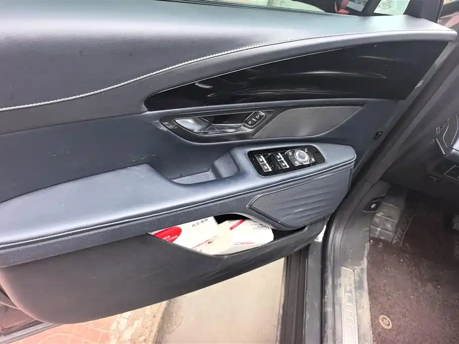 Nautilus 2.0 T 4 WD Comfort Supreme