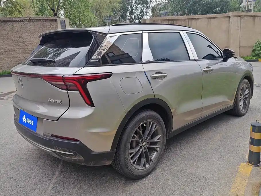 Besturn T55 奔腾T55 2021款 1.5 T 自动乐活·豪华版