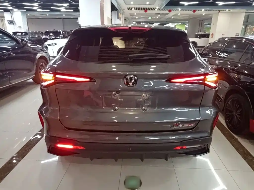 Changan X5 PLUS 1.5 T DCT Outstanding